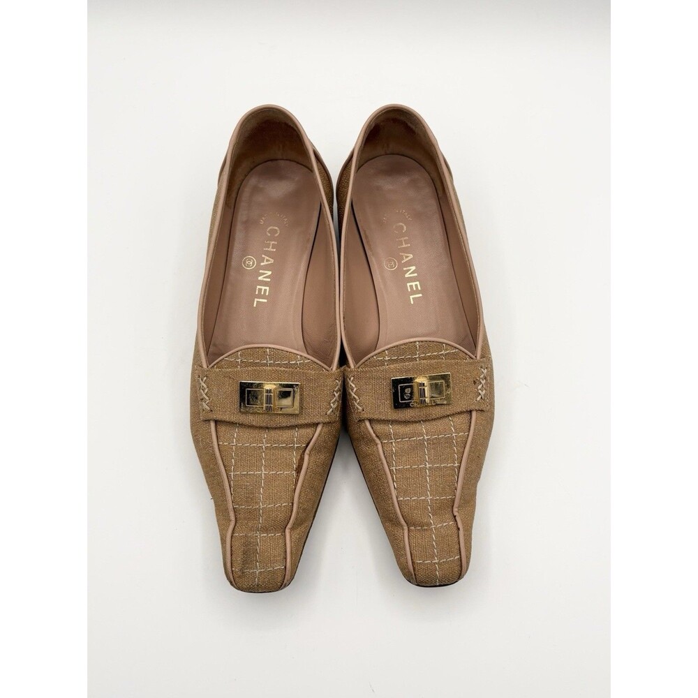 Chanel Beige Canvas Quilted Loafers w/ Gold Turnlock Accent Pointed Toe EU 38